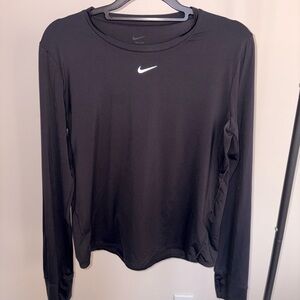 Nike Women's Black Long Sleeve Tee